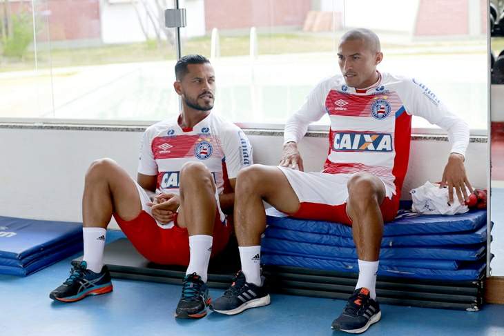 Após jovens, Edigar e Flávio, Bahia renova com lateral-direito e volante
