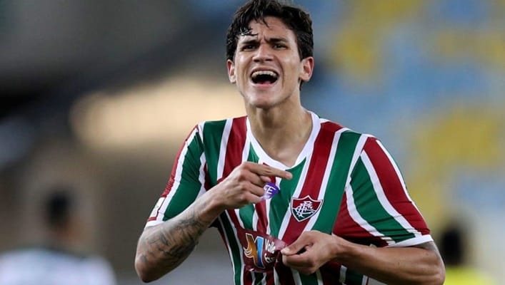 Palmeiras e Santos interessados no jovem atacante Pedro, do Fluminense