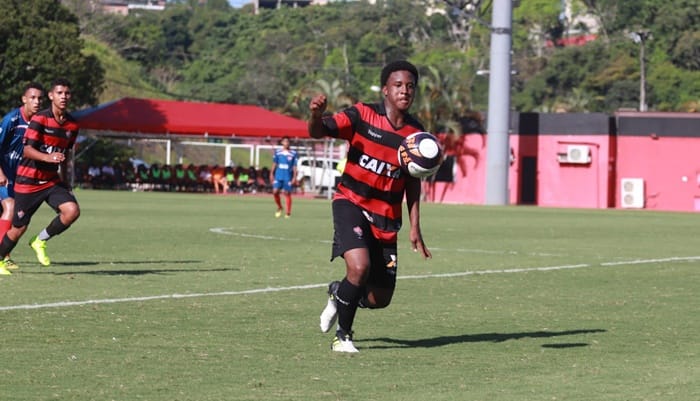 Vitória x Bahia, hoje às 15h, pela final do Campeonato Baiano Infantil