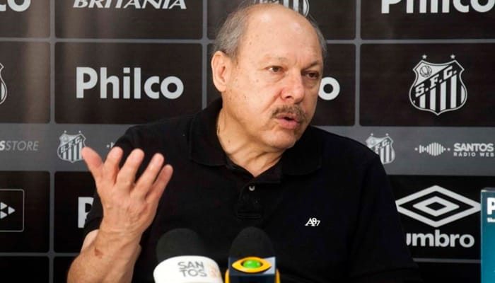 Flamengo e São Paulo querem goleiro do Santos, revela presidente
