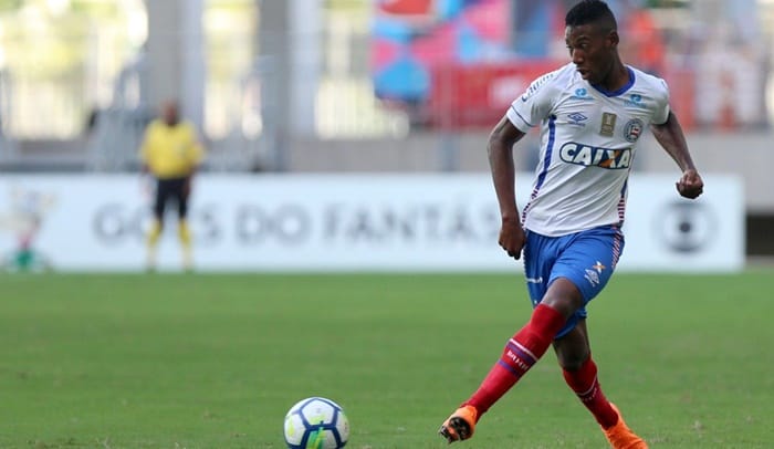 São Paulo chega a um acordo verbal e vai assinar com Léo por 4 anos