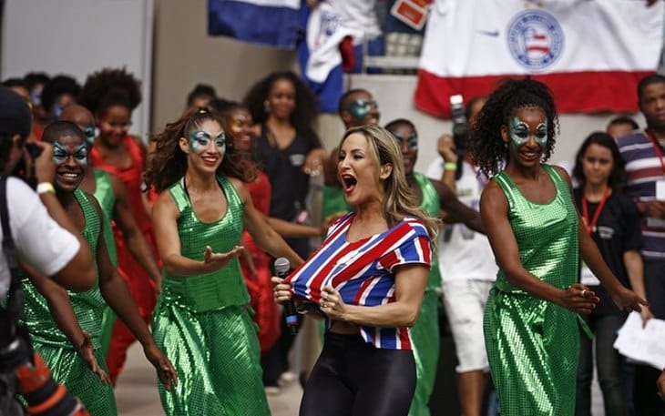 Suposto “Assédio” de Sílvio Santos:  Bahia presta solidariedade à cantora Claudia Leitte