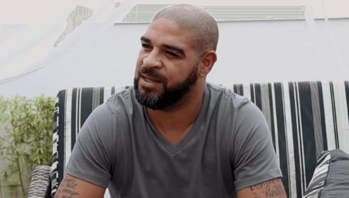Adriano Imperador diz que não se aposentou e cogita retorno ao Brasil