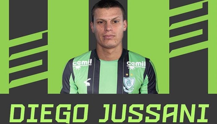 América-MG contrata zagueiro com passagem pelo Bahia em 2012