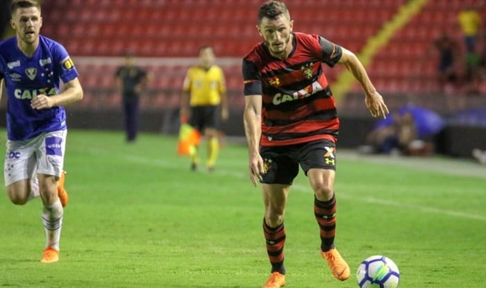 Sondado pelo Bahia em 2018, lateral do Sport entra na mira do Ceará
