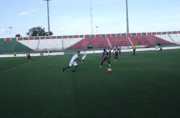 Fluminense de Feira vence o Lagarto de virada no Joia da Princesa no último jogo do ano