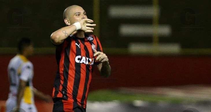 Ex-zagueiro do Vitória é o novo reforço do CRB para a Copa do Nordeste