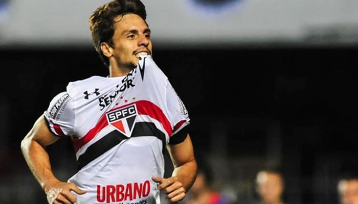 Zagueiro do São Paulo deve ser o primeiro reforço do Flamengo para 2019