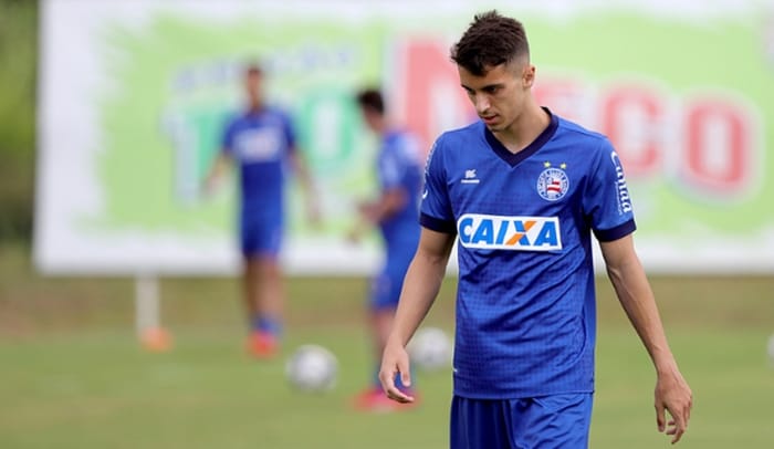 Já pode estrear: Nome de meia contratado pelo Bahia aparece no BID