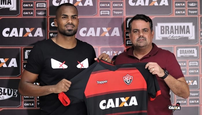 Vitória apresenta oficialmente seu primeiro reforço para a temporada 2019