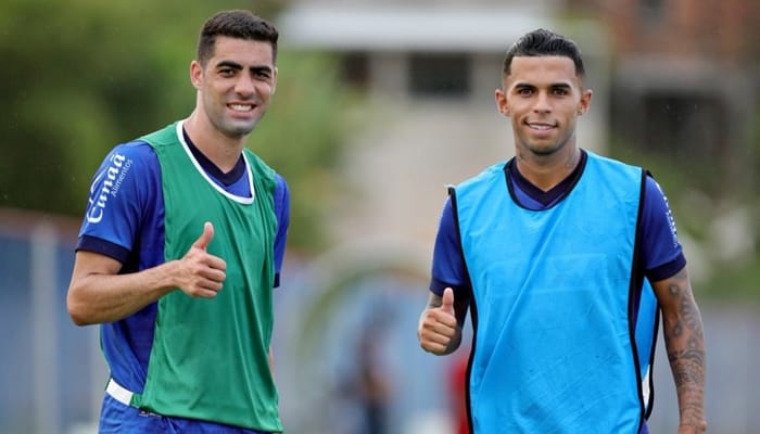 Bahia anuncia zagueiro e meio-campista com contratos até maio de 2019