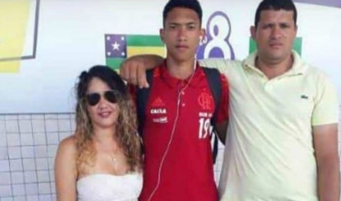 “Era para ir para o Bahia”, diz Pai de jovem morto em incêndio no CT do Flamengo