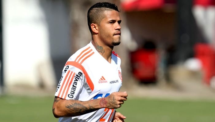 Reforço: Bahia deve anunciar novo lateral-direito nos próximos dias