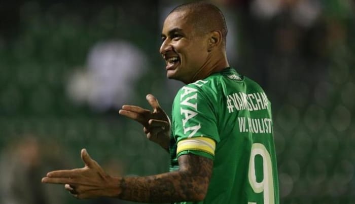 Fortaleza anuncia a contratação do substituto do atacante Gustagol