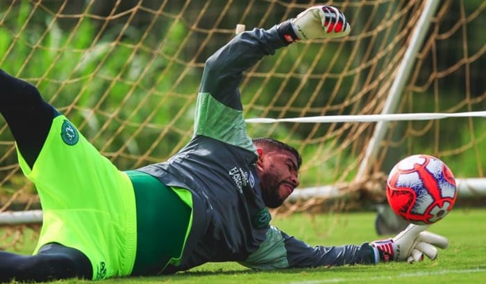 goleiro da chapecoense