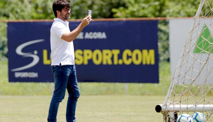 Venda de atletas: Bellintani tranquiliza o torcedor: “Não vou fazer negócio na maluquice”