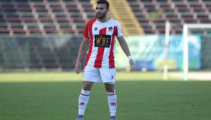 Atlético-BA contrata volante que estava atuando no futebol peruano
