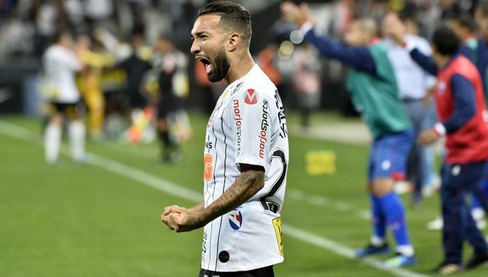 Saiba quanto o Bahia irá desembolsar para comprar o atacante Clayson