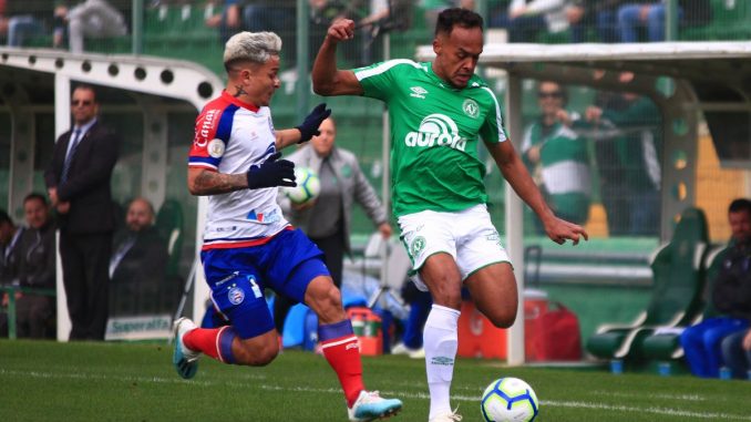 Lateral pretendido pelo Bahia perto de acertar com o Ceará