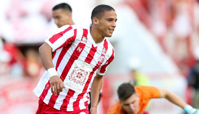 Joia do Náutico chama atenção do Flamengo, que tenta sua contratação