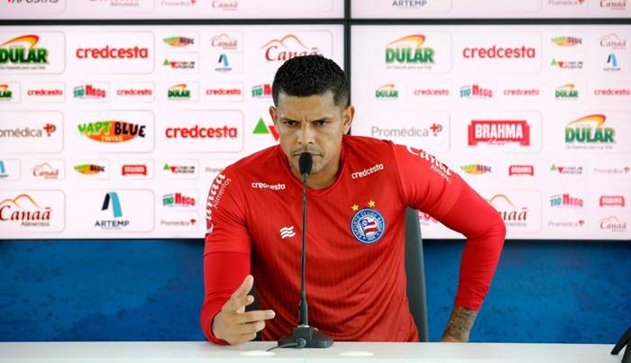 Goleiro do Bahia garante que o tempo sem atuar não vai atrapalhar