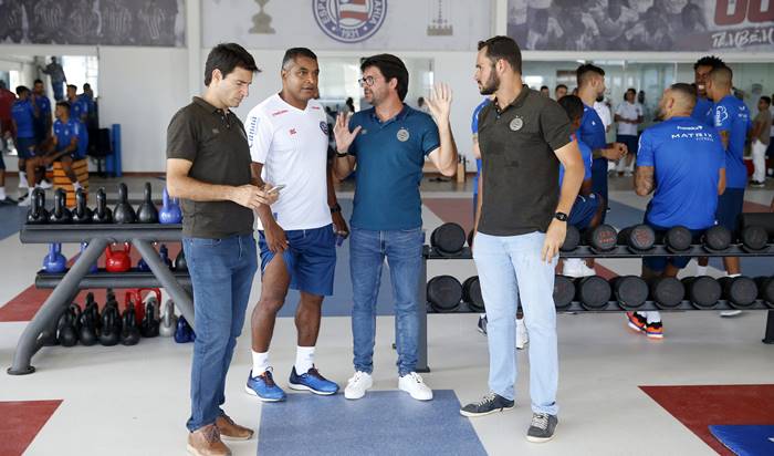 Bahia projeta elenco enxuto e aposta no time de transição para 2020