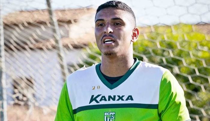 Goleiro Lupitinha pede desculpas por xingar torcedor nas redes sociais