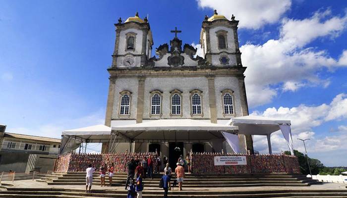Jogador do Fluminense já foi a pé de Feira à igreja do Bonfim em Salvador