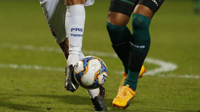 Jogadores da Série A divergem em relação à retomada do futebol