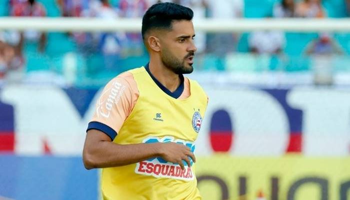 Bahia anuncia rescisão contratual de Giovanni; Lateral vai jogar no Cruzeiro