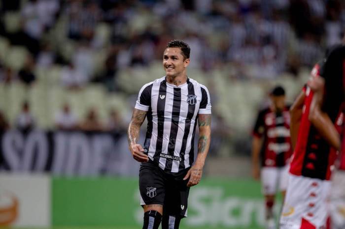 Vinícius é artilheiro e atleta com mais participações em gols na Copa do Nordeste