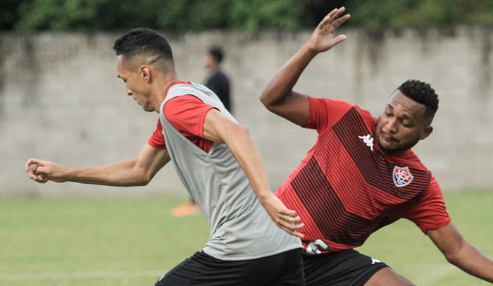 Vitória realiza primeiro treino visando duelo contra o Paraná Clube