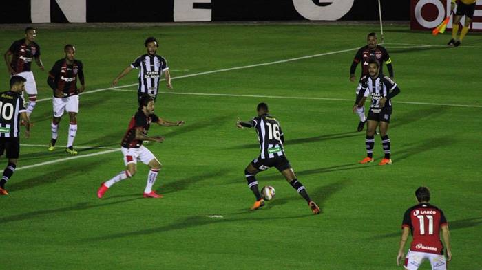 Vitória empata com o Figueirense e soma ponto importante fora de casa