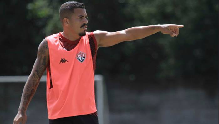 Veja a provável escalação do Vitória para enfrentar o Cuiabá pela Série B