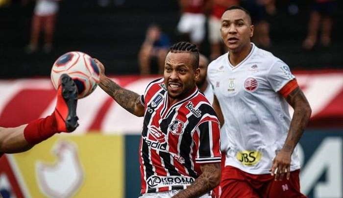 Volante do Santa Cruz admite dificuldades contra a Jacuipense