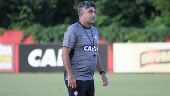 Cianorte anuncia treinador com passagens por Bahia e Vitória