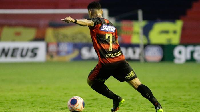 Neilton cobra R$ 9 milhões do Sport na Justiça e pede rescisão indireta