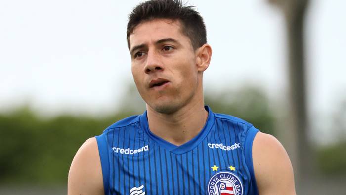 Diretor do Bahia não descarta nova chance a Óscar Ruiz, mas pontua cobrança