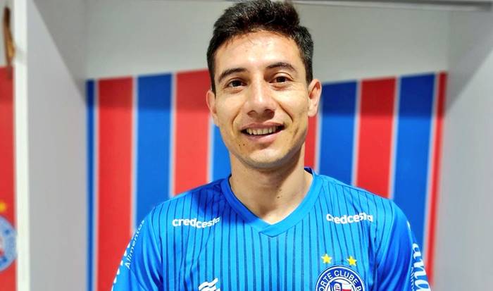 Bahia comunica empréstimo do atacante Óscar Ruiz ao Juventude