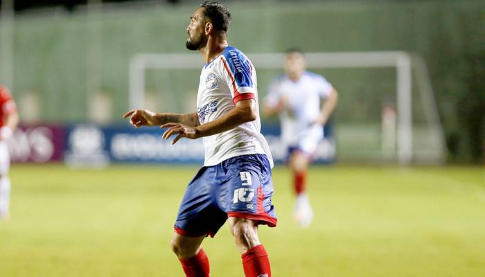 Bahia conversa para renovar com Gilberto, mas tem concorrência