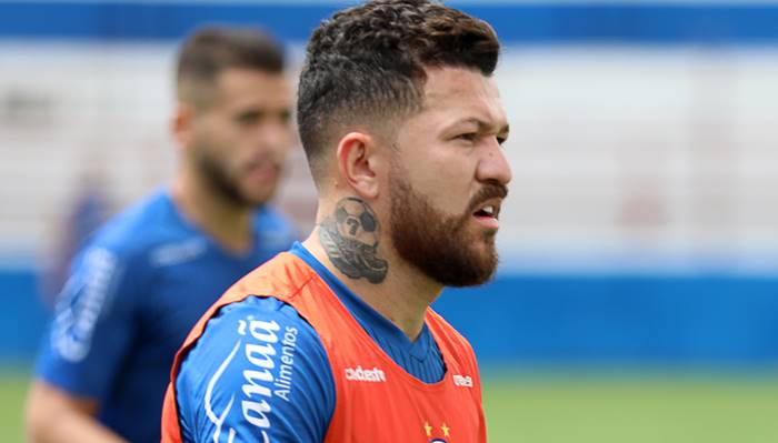 Clube da Série A faz sondagem pelo atacante Rossi, do Bahia