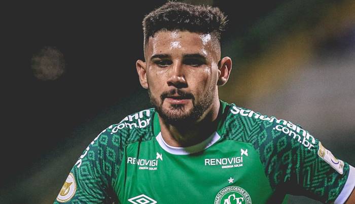 Zagueiro emprestado pelo Bahia sofre ruptura do ligamento