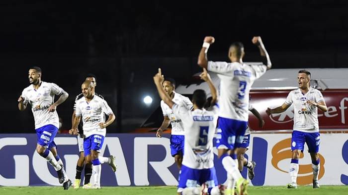 CSA aumenta chances de acesso e chega motivado para pegar o Vitória