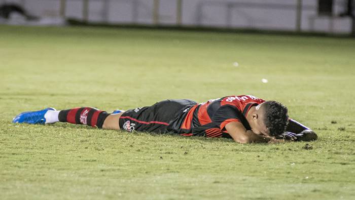 Drama do Vitória aumenta e risco de queda chega a quase 90% na Série B