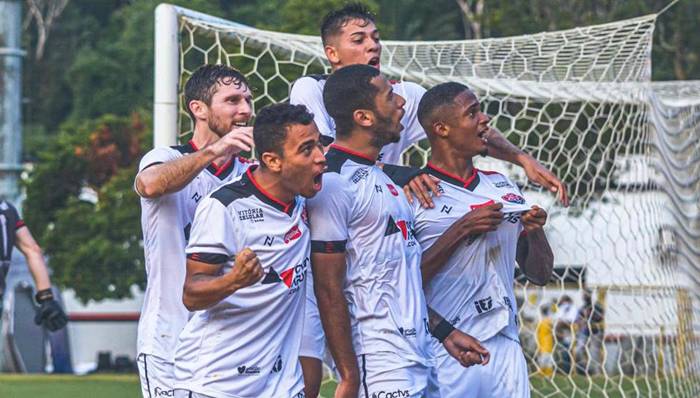 Vitória emplaca atacantes na seleção da 31ª rodada da Série B