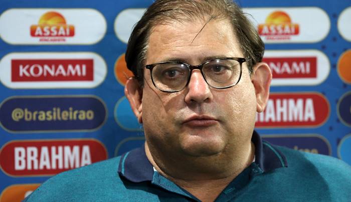 Guto lamenta derrota para o Sport e pede apoio da torcida do Bahia