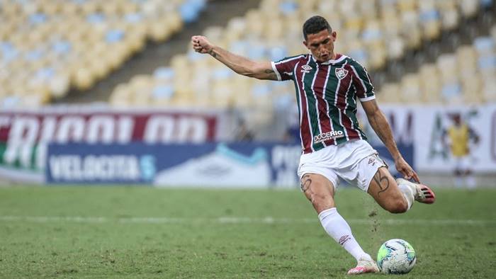 Lateral do Fluminense entra na mira de Bahia e Coritiba para 2022