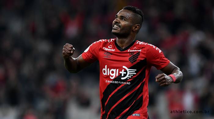 Nikão completará 300 jogos pelo Athletico diante do Bahia neste sábado