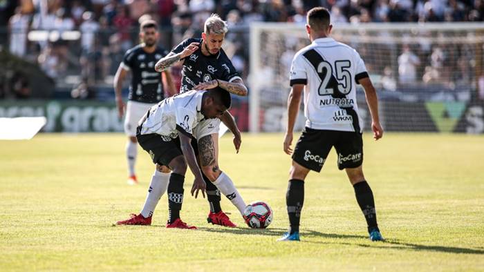 Antes de pegar o Vitória, Ponte Preta vence e abre 5 pontos para o Z4