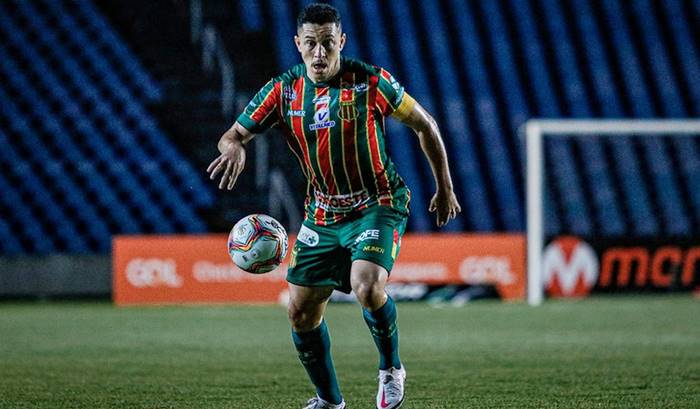 Sampaio Corrêa terá ausência de lateral para enfrentar o Vitória